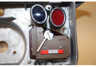 JAUGE D'ESSENCE et VOLTMETRE12V JAEGER...RENAULT R4 4L 1967/1972