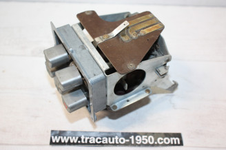 COMMANDE DE VITESSE AUTOMATIQUE A TOUCHES JAEGER 070527...RENAULT DAUPHINE R8