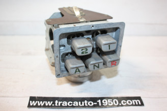 COMMANDE DE VITESSE AUTOMATIQUE A TOUCHES JAEGER 070527...RENAULT DAUPHINE R8
