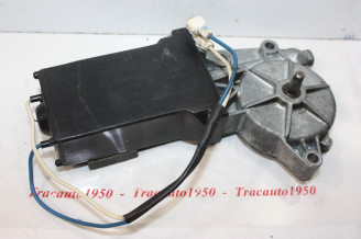 MOTEUR DE LEVE VITRE BOSCH 0130820041 12V...RENAULT PEUGEOT SIMCA TALBOT ??