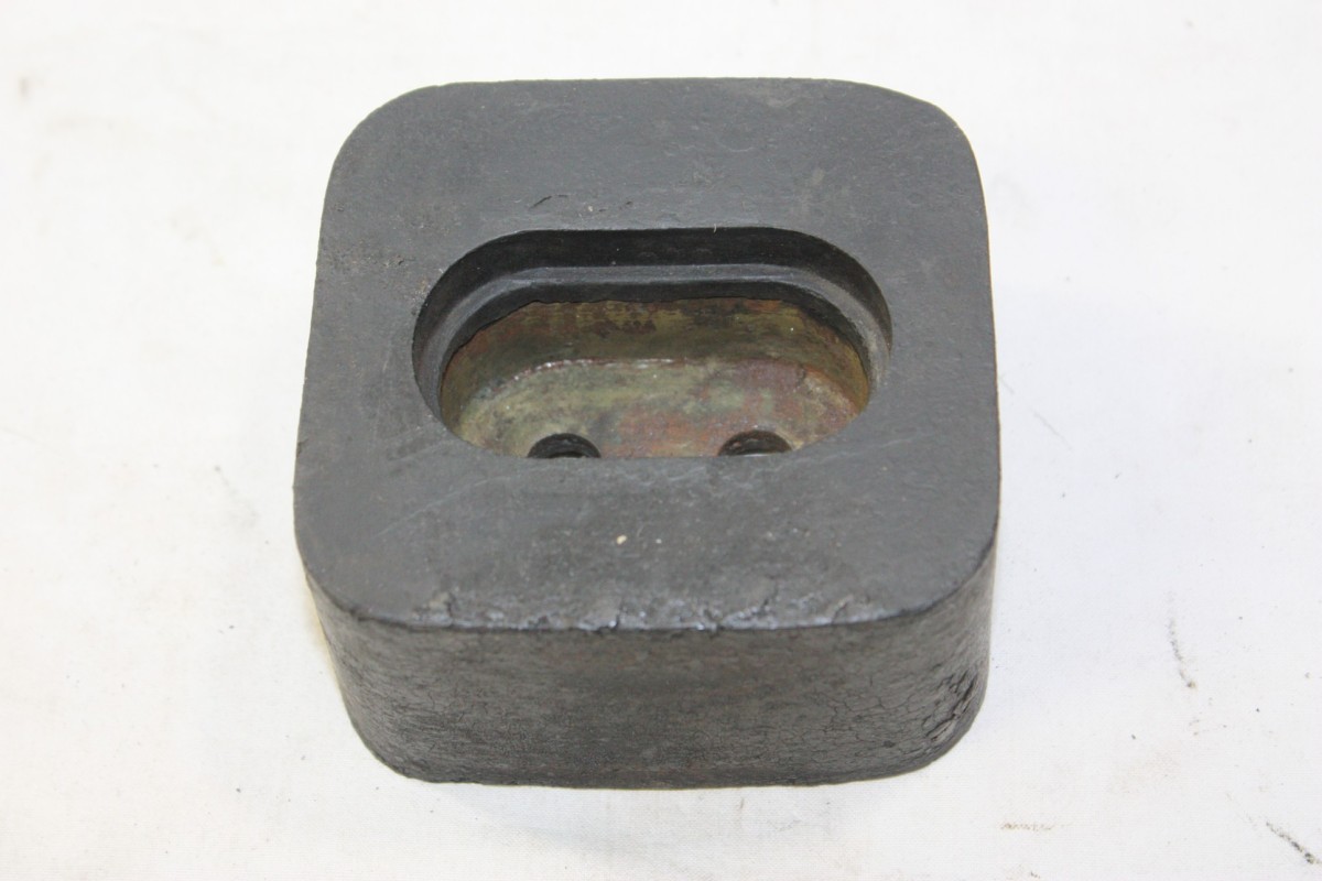 SUPPORT MOTEUR ARRIERE EP/45mm...CITROEN TRACTION 7 11CV avant 08/1945