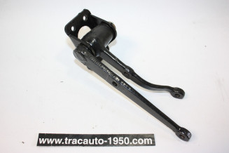 SUPPORT DES LEVIERS DE COMMANDE DE BOITE DE VITESSE SUR TABLIER...CITROEN TRACTION 11CV