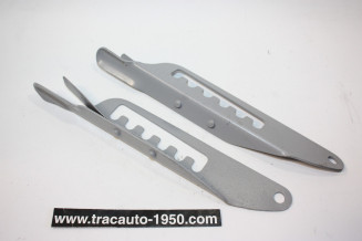 PAIRE DE POIGNEES DE COMMANDE DES SIEGES AVANTS D/G...CITROEN TRACTION 11CV 15/6
