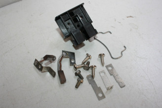 PORTE BALAIS DUCELLIER 618306 POUR ALTERNATEUR 12V...ALFASUD 105 10...