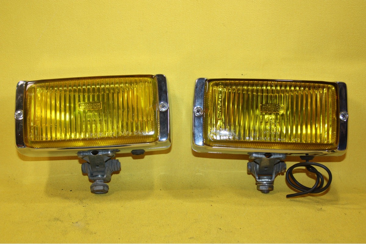 PAIRE DE FEUX ADDITIONNELS AB BOSCH 1305620016...AUTOS ANCIENNES CO...