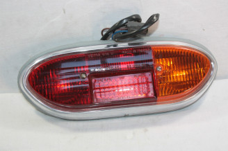 FEU ARRIERE DROIT SEIMA 616D...PEUGEOT 204 AV 1966 - Tracauto1950