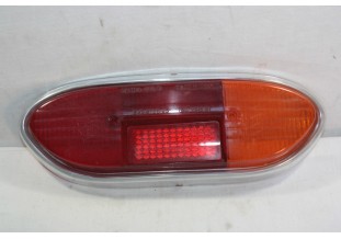 CABOCHON DE FEU ARRIERE DROIT SEIMA 616D...PEUGEOT 204 AV 1966 - Tr...