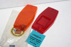 PAIRE DE CABOCHONS DE FEUX AR GAUCHE FRANKANI 521...PEUGEOT 304 BERLINE 1969/1972