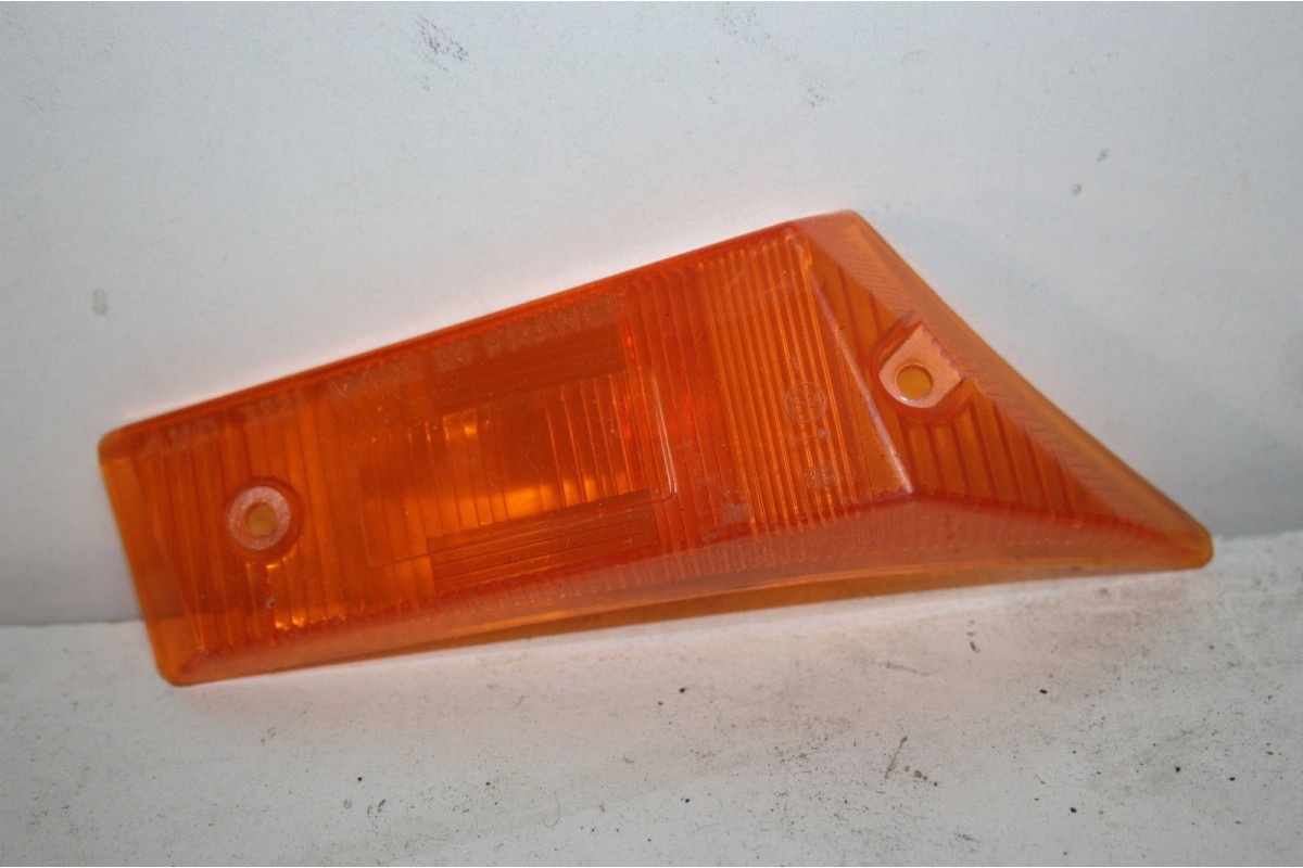 CABOCHON DE FEU CLIGNOTANT AV GAUCHE AXO 3221...POUR ALPINE A110 CI...