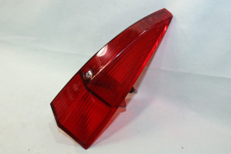 CABOCHON AR GAUCHE HELLA...FORD TAUNUS P3 17M TURNIER 1960/64... - ...