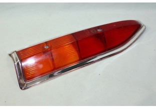 CABOCHON AR DROIT HELLA...FORD TAUNUS BREAK P7A 17M 20M 1967/68... ...