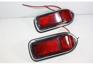 PAIRE DE FEUX D'AILES ARRIERE D / G LUCAS L824...JAGUAR TYPE E USA