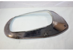CERCLAGE DE PHARE COTE GAUCHE...CITROEN AMI 8 AMI SUPER voir descriptif