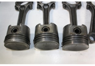 JEU DE 4 PISTONS + BIELLES mot 1070/1275cm3...AUSTIN MINI 1960-1995 voir descriptif
