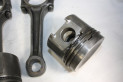 JEU DE 4 PISTONS + BIELLES mot 1070/1275cm3...AUSTIN MINI 1960-1995 voir descriptif