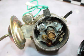 ALLUMEUR DUCELLIER 4258 C  4 CYLINDRES...SIMCA TALBOT 1100 5CV voir descriptif