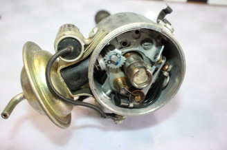 ALLUMEUR DUCELLIER 4243 A  4 CYLINDRES...SIMCA TALBOT 1000 6cv type 351