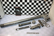 LOT DE PIECES DE CREMAILLERE DE DIRECTION...CITROEN TRACTION 15/6
