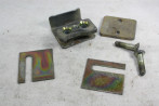 ENSEMBLE GACHE FIXE DE SERRURE DE PORTE COTE GAUCHE...CITROEN 2CV -...