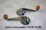 JEU DE 2 MANIVELLES LEVES GLACES DE PORTES + EMBASES...CITROEN TRACTION 11CV 15/6