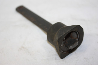 TIRANT DE PORTE ERSA 6113 LONGUEUR 105mm...VOITURES DIVERS ANCIENNES / COLLECTIONS
