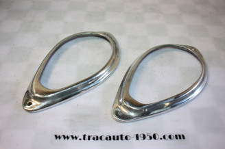 PAIRE D'ENJOLIVEURS ROBRI 230 DE FEUX D'AILES ARRIERES D/G...CITROEN TRACTION 11CV 15/6 AP/1952