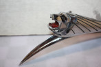 MASCOTTE OU EMBLEME DE CAPOT LE LION...PEUGEOT 203