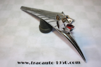 MASCOTTE OU EMBLEME DE CAPOT "LE LION"...PEUGEOT 203 TS MODELES