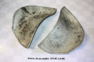 PAIRE D'ENJOLIVEURS AXO/SINTI DE SABOTS D'AILES AR D/G....CITROEN TRACTION 7 11 15/6