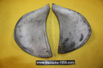 PAIRE D'ENJOLIVEURS DE SABOTS D'AILES AR D/G AXO 810...CITROEN TRACTION 7 11 15/6