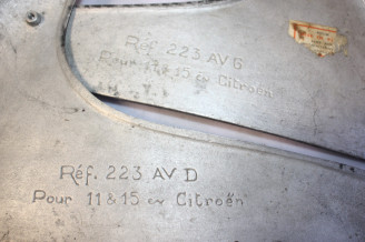 PAIRE D'ENJOLIVEURS ROBRI 223 D'AILES AVANTS D/G...CITROEN TRACTION 11CV 15/6