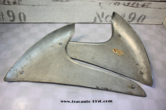 PAIRE D'ENJOLIVEURS ROBRI 223 D'AILES AVANTS D/G...CITROEN TRACTION 11CV 15/6