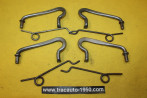 JEU DE 4 POIGNEES ET RESSORTS DE CAPOT AVANT...CITROEN TRACTION 7 11 15/6