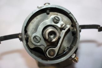 ALLUMEUR SEV MARCHAL J4 403 NB...RENAULT DAUPHINE ESTAFETTE ???