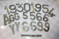 LOT DE LETTRES ET CHIFFRES EN ALU POUR PLAQUE DE POLICE...AUTOS ANCIENNES DIVERS