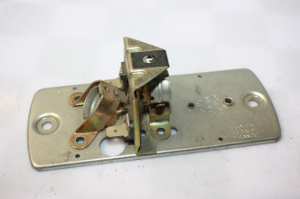 PLATINE DE FEU ARRIERE D/G SESALY R19...UTILITAIRES CAMIONS DIVERS