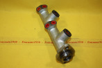 MAITRE CYLINDRE DE FREIN DOOUBLE CIRCUIT LOKHEED D820...RENAULT R20 R25 R30 voir descriptif