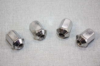 LOT DE 4 ECROUS CHROMES CONIQUES POUR JANTES ALLIAGES...RENAULT R4 4L