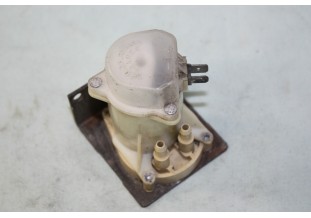 POMPE DE LAVE GLACE ELECTRIQUE SEIM12V...AUTOS ANCIENNES