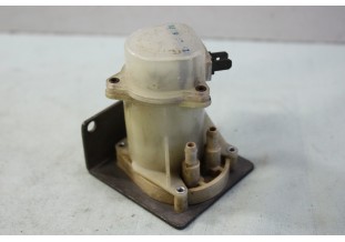 POMPE DE LAVE GLACE ELECTRIQUE SEIM12V...AUTOS ANCIENNES