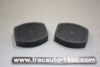 JEU DE 2 CAOUTCHOUC COUVRES PEDALES 6440...RENAULT ESTAFETTE