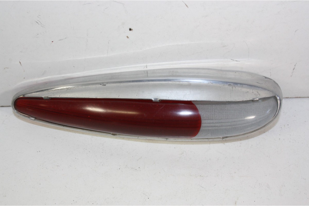 CABOCHON DE FEU D'AILE DROIT SCINTEX...PANHARD PL 17