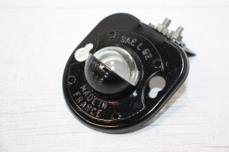 SUPPORT/CABOCHON D'ECLAIREUR DE PLAQUE DE POLICE PK 5816...RENAULT R8