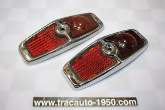 PAIRE DE CABOCHONS DE FEUX AR D/G LABINAL DOMINO...PEUGEOT 203
