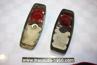 PAIRE DE CABOCHONS DE FEUX AR D/G LABINAL DOMINO...PEUGEOT 203