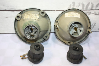 PAIRE D'OPTIQUES DROITS JAUNES HELLA H1/H1 Ø/145mm...BMW E30 PHASE 1