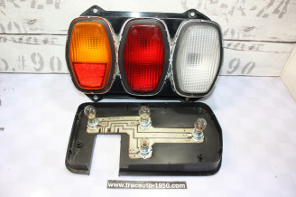 BLOC TRIPLE FEUX ARRIERES GAUCHE ALTISSIMO...FIAT 128 COUPE BERLINETTA