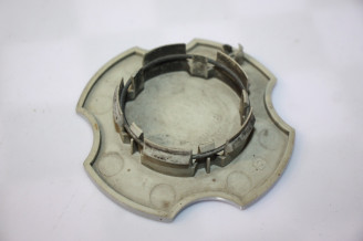 CENTRE DE ROUE PEUGEOT 9612504680 90X90mm...PEUGEOT DIVERS