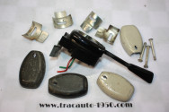 LOT DE PIECES DE COMMODO DE CLIGNOTANT...CITROEN 2CV MEHARI