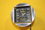 COMPTEUR DE VITESSE ET KM JAEGER 130km/h...RENAULT VIVA NERVA PRIMA ??